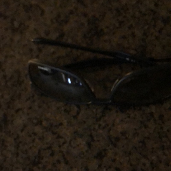 Ray Ban Shades EUC - Picture 4 of 4